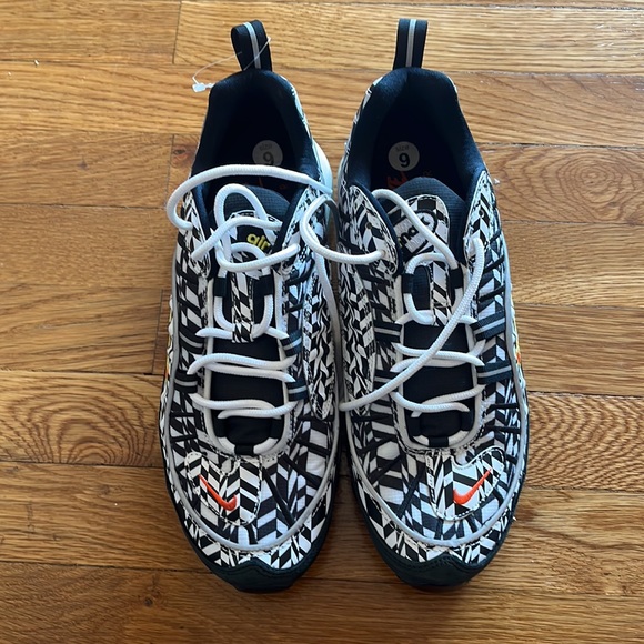 New without box. The Nike Air Max 98 AOP MENS 9 - Picture 2 of 3